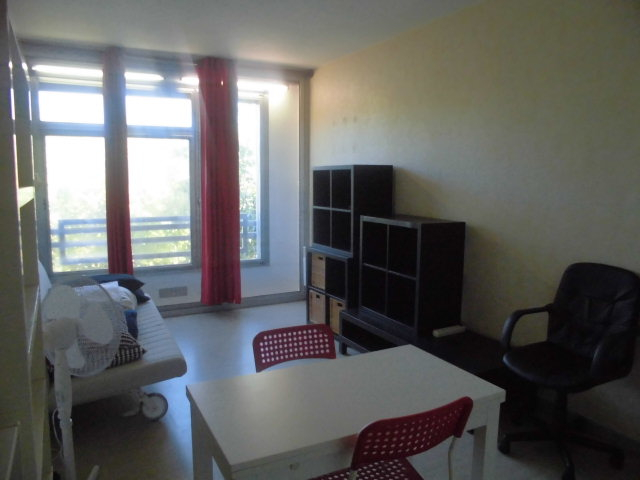 T1 MEUBLE HYPER CENTRE