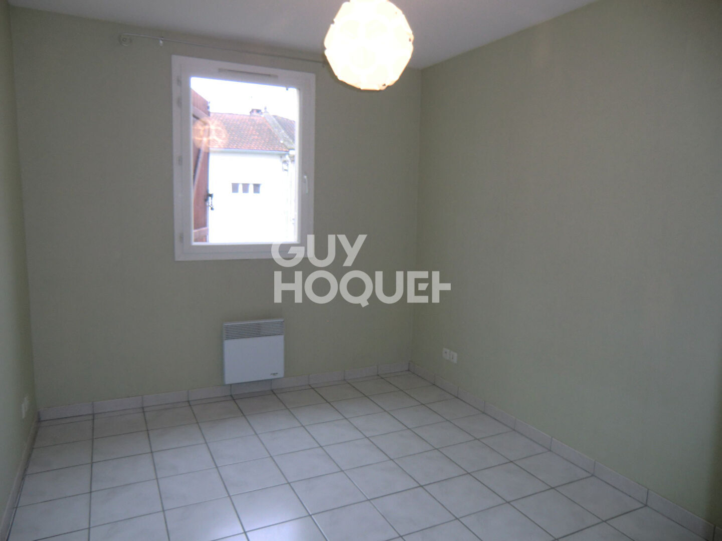 A LOUER - MAISON T4