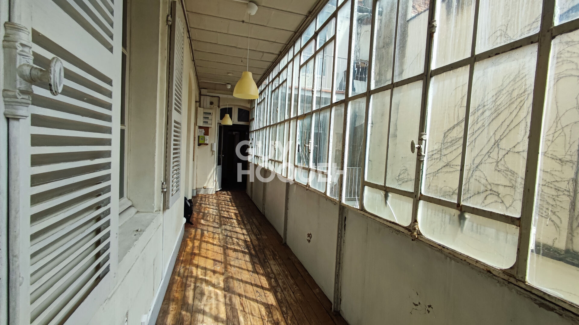 Appartement Toulouse 6 pièce(s) à rénover