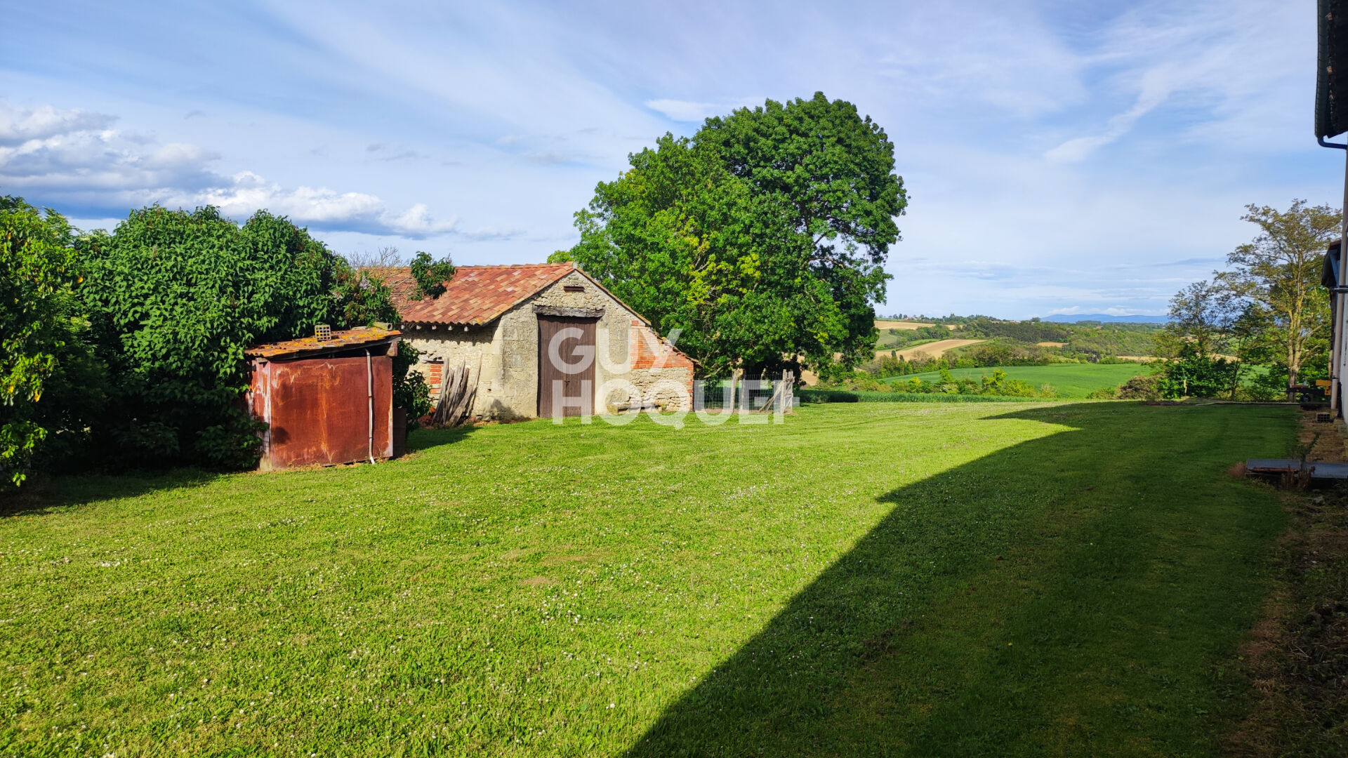 Maison 6 pièce(s)+dépendances
