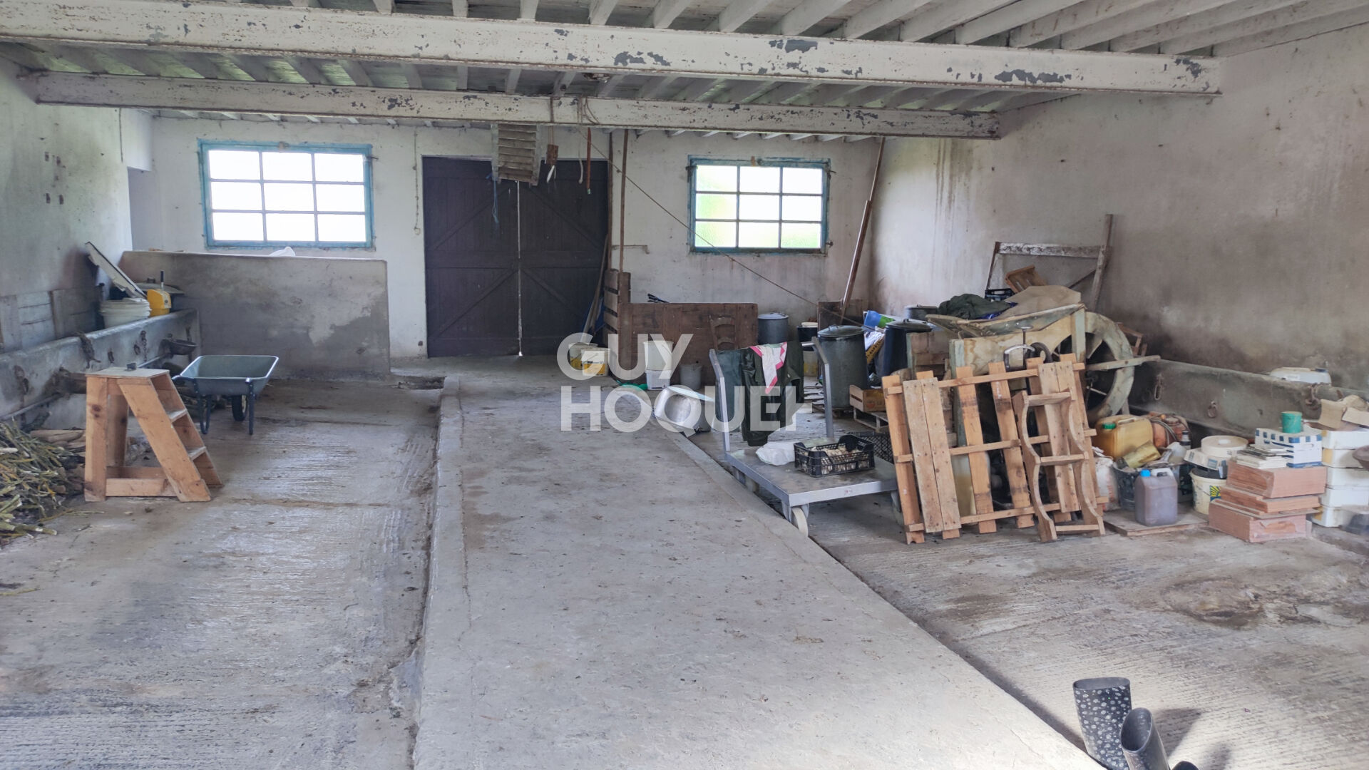 Maison 6 pièce(s)+dépendances