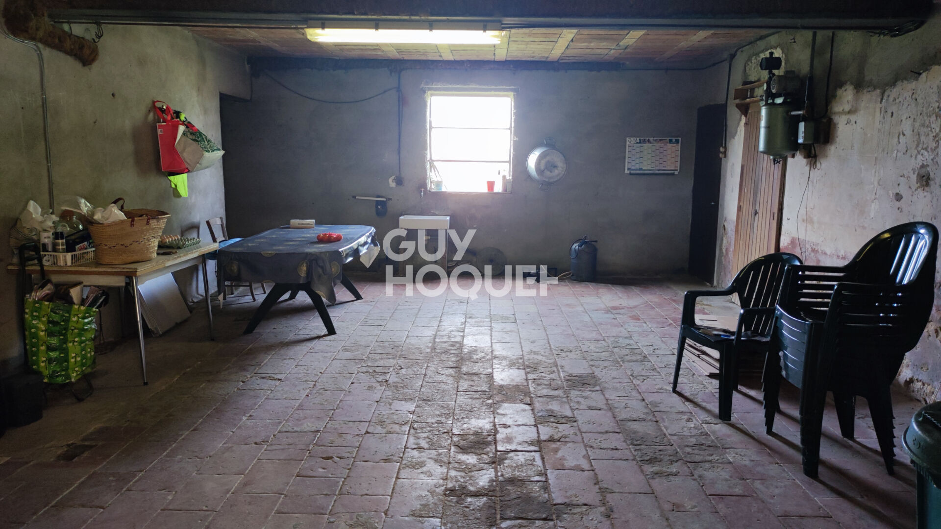 Maison 6 pièce(s)+dépendances