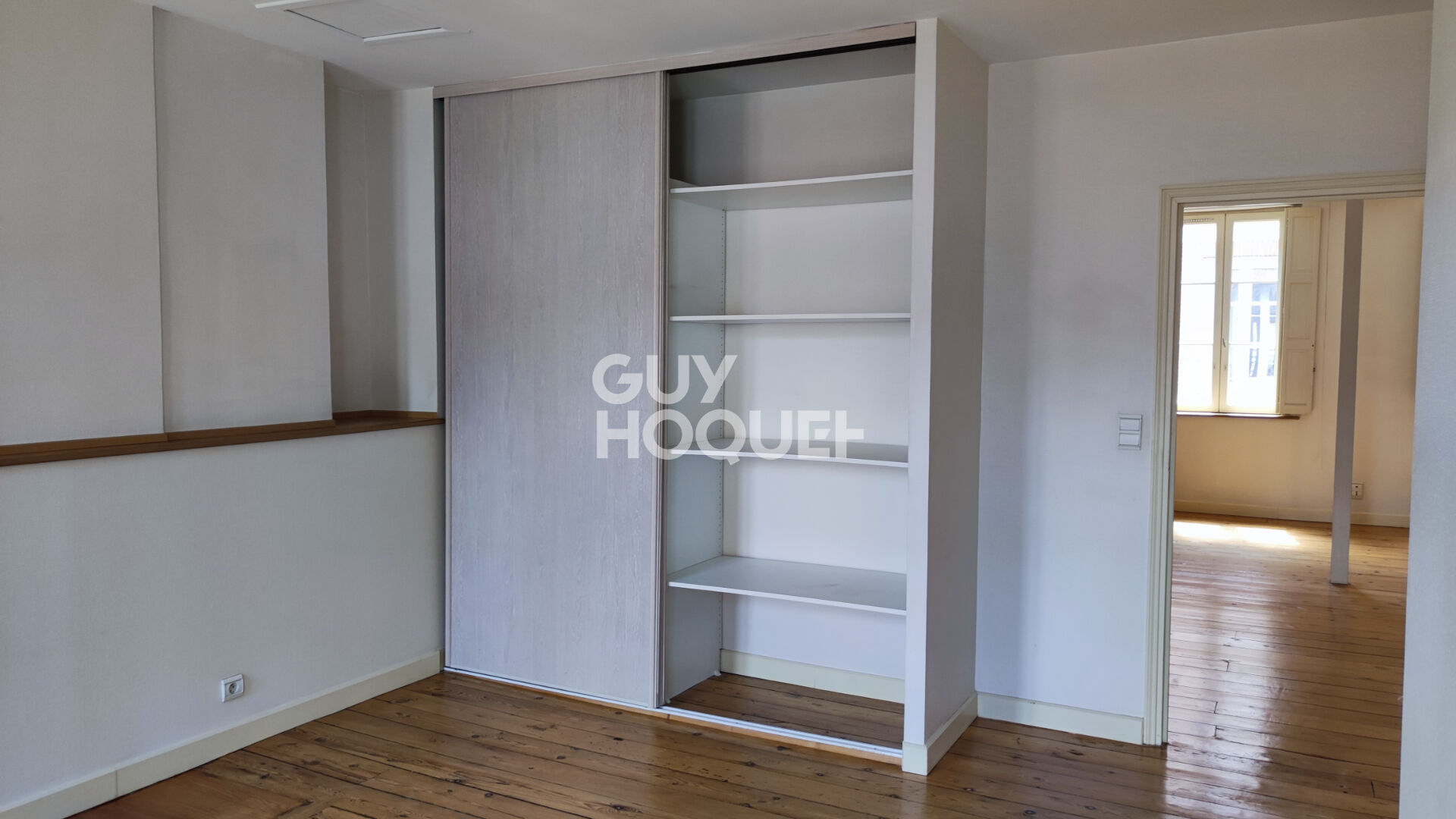 A louer, Toulouse T3 de Charme 108 m², Ascenseur, à 2 pas du Capitole !