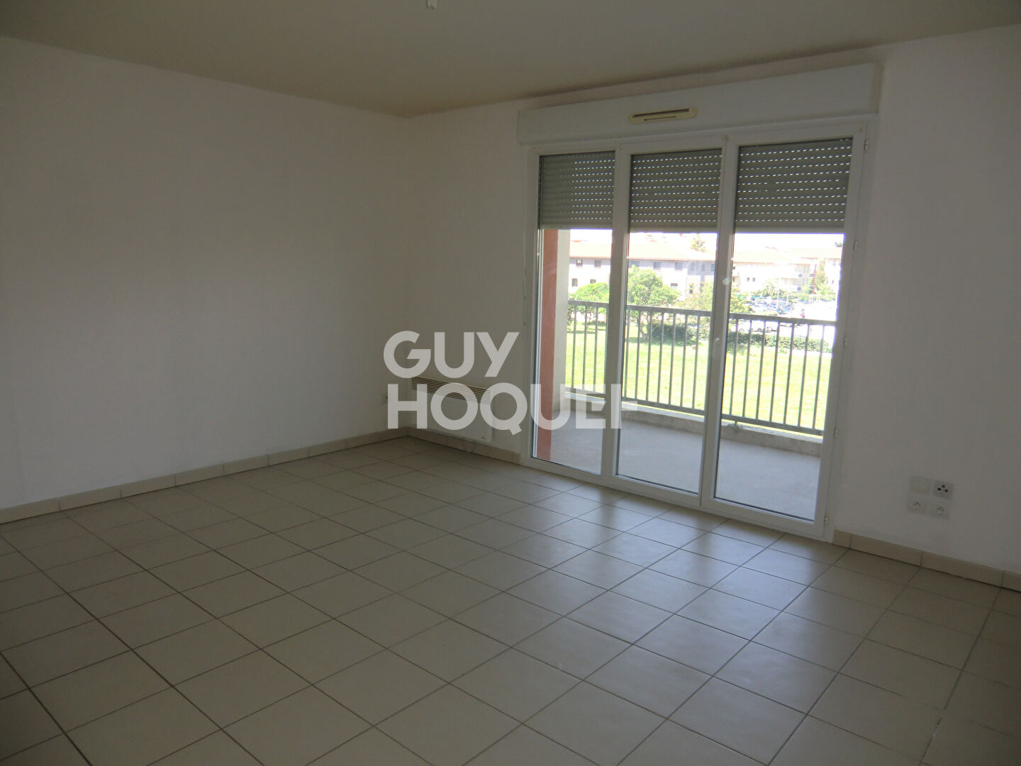Appartement Muret 3 pièce(s)+ 4 parkings