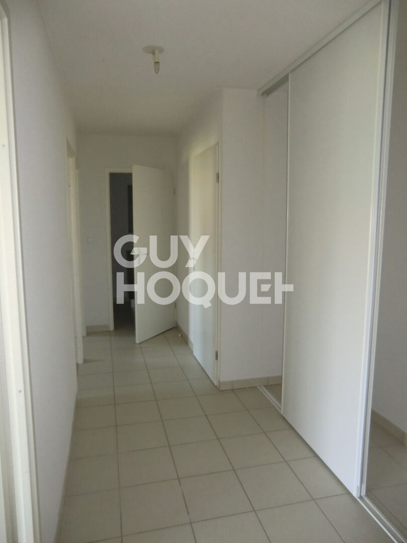 Appartement Muret 3 pièce(s)+ 4 parkings