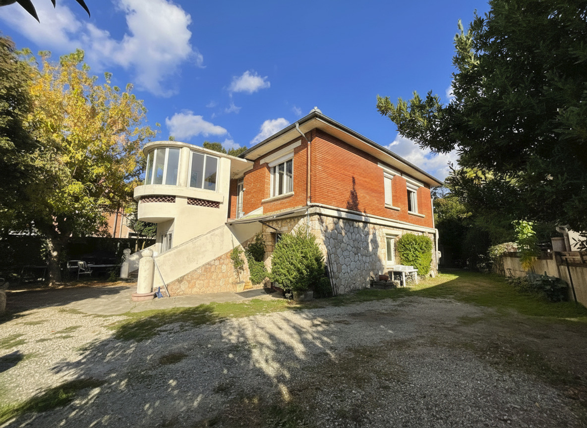 Maison Toulouse 7 pièce(s) 200 m2  Côte Pavée