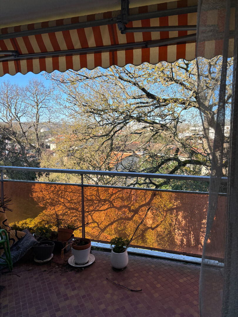 SAINT EXUPERY /DEMOISELLES Au sein d'une résidence de grand standing dotée d'un parc T3  avec parking sous/sol et cellier