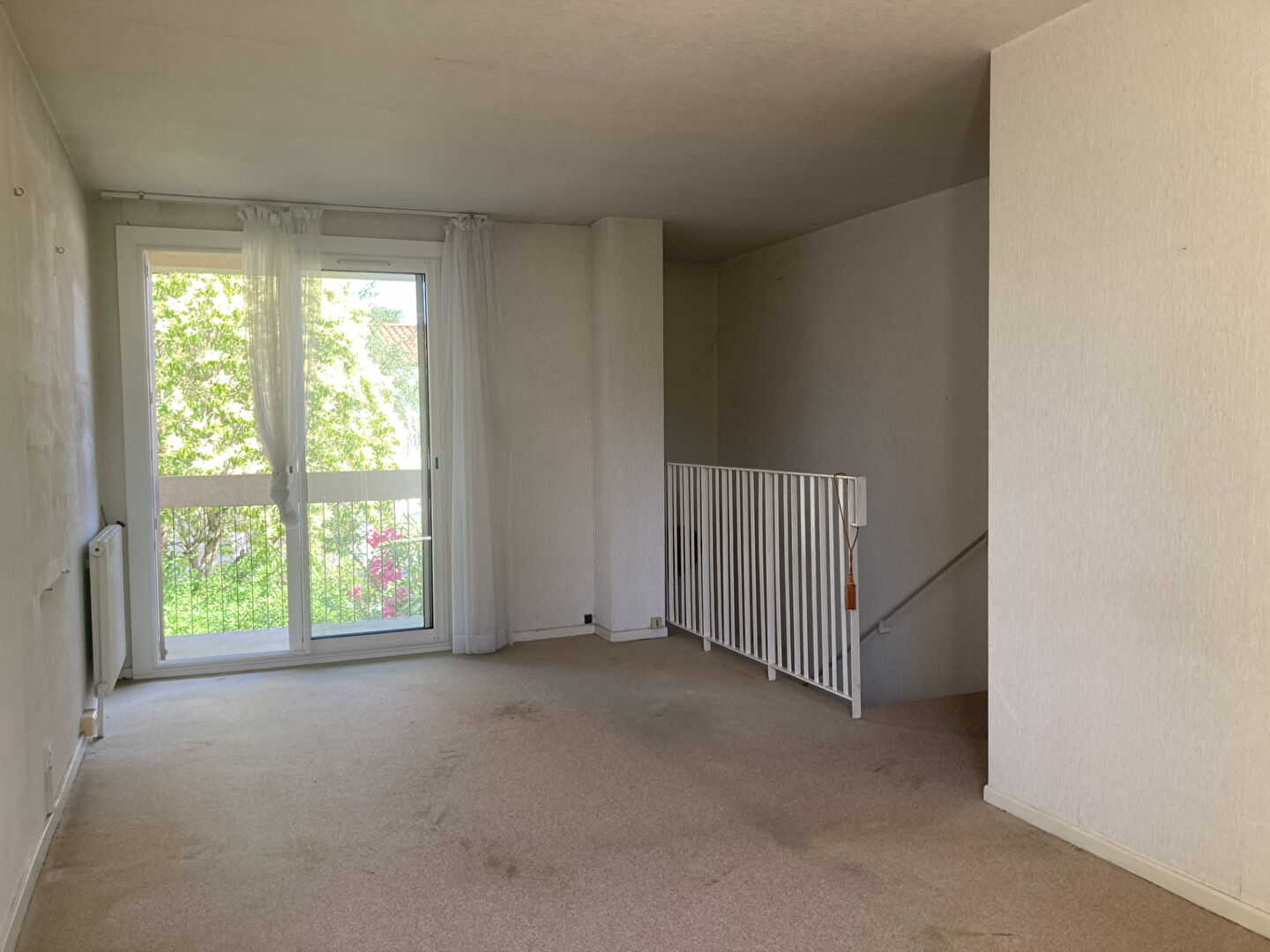 Maison  5 pièce(s) 114 m2 Secteur La Terrasse