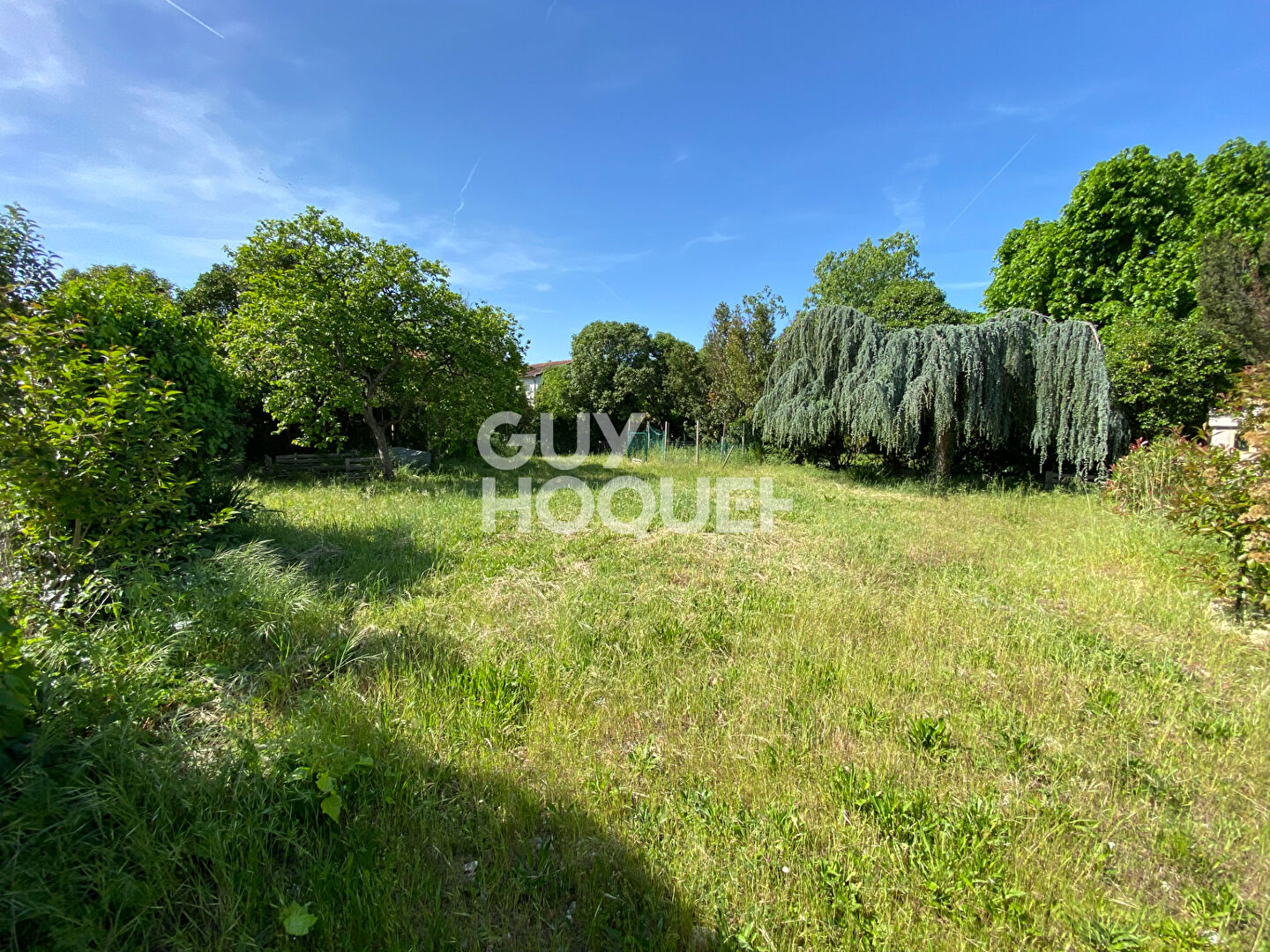 - PAPUS -Terrain à bâtir de 458 m²