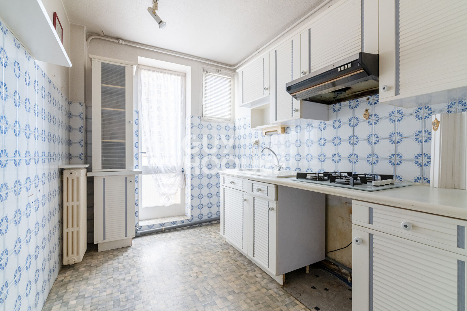 Croix de Pierre : T4 vue Garonne avec parking et caves !