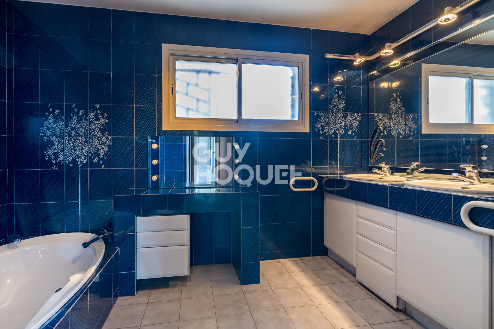 Maison familiale T6 avec jardin et garage