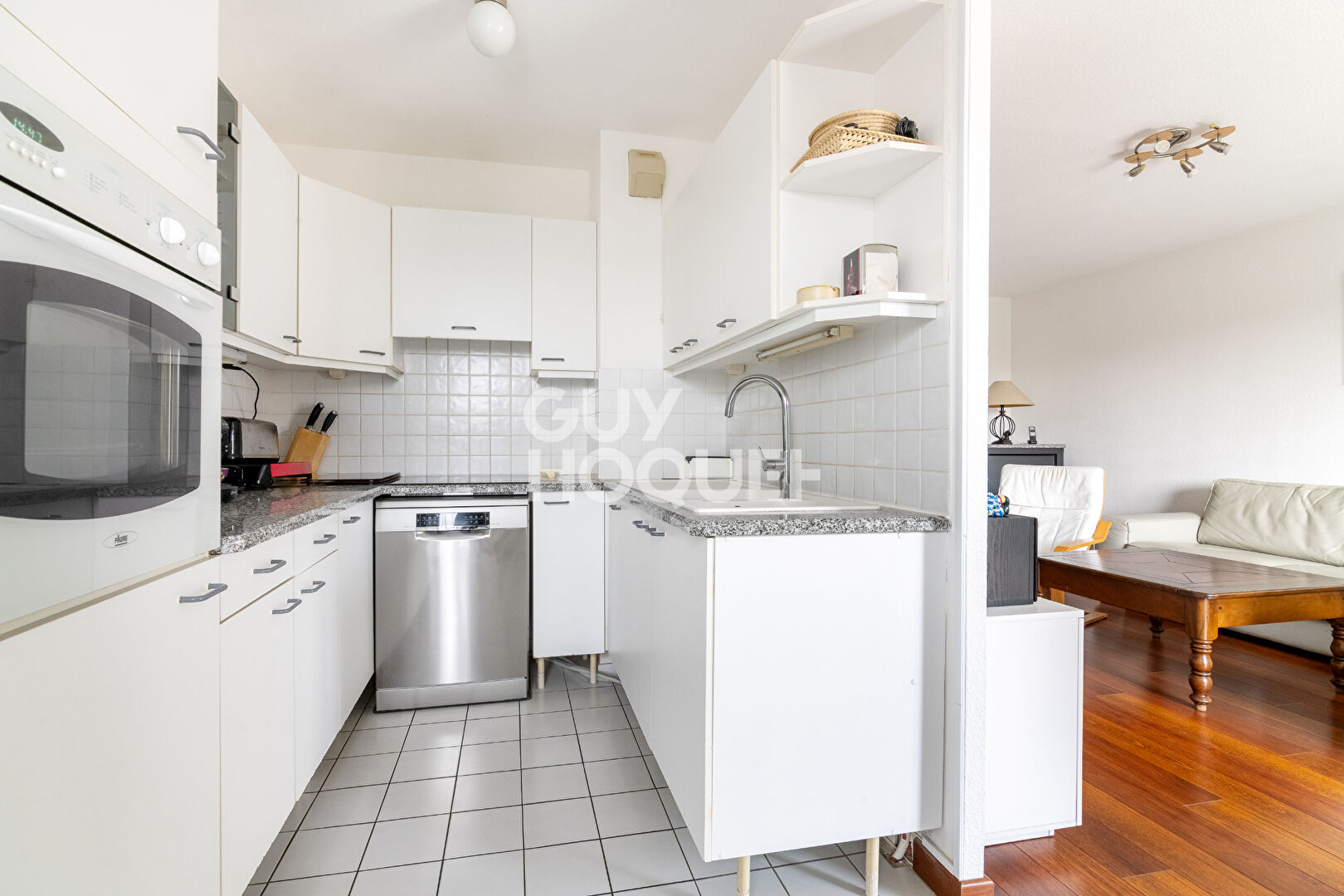 À vendre : Appartement T3 clés en main avec parking et balcon.