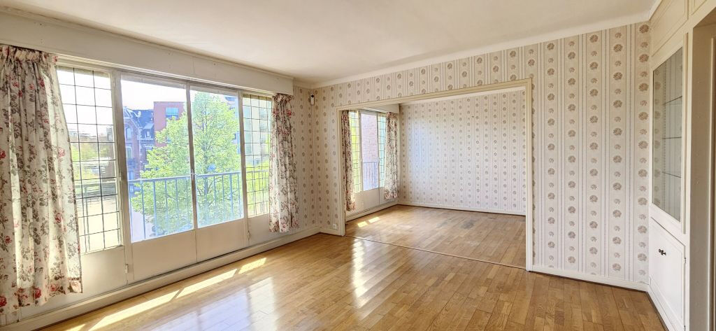 TOURCOING HYPER CENTRE