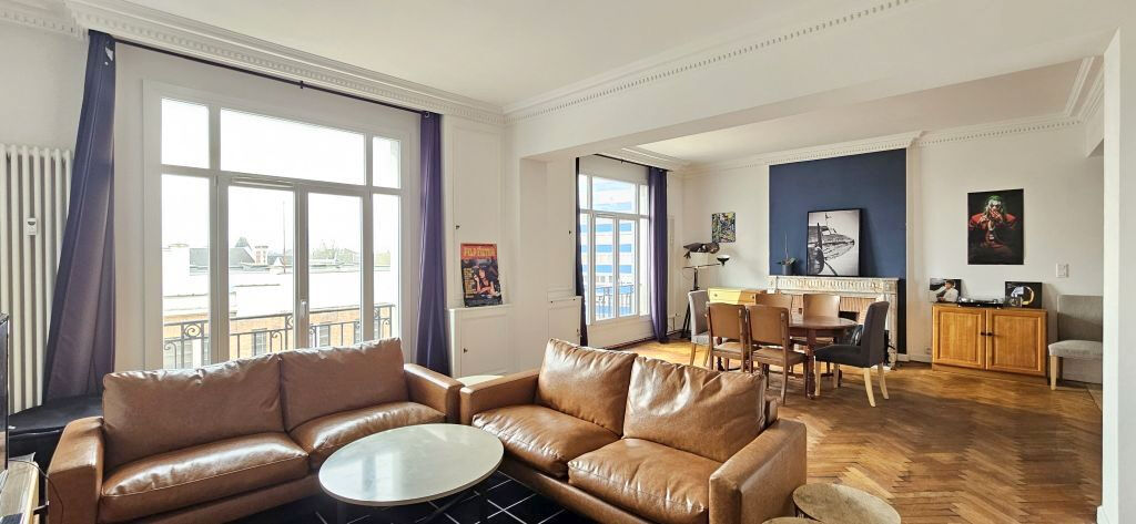 TOURCOING HYPER CENTRE