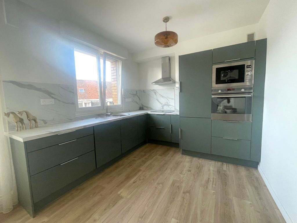 TOURCOING HYPER CENTRE