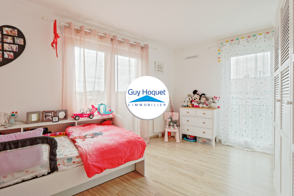 Appartement F4 proche commodités - Guy-hoquet.com