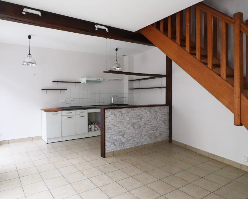 TOURS : maison 2 pièces à louer
