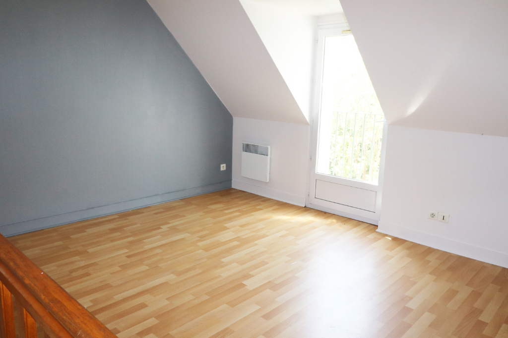 TOURS : maison 2 pièces à louer