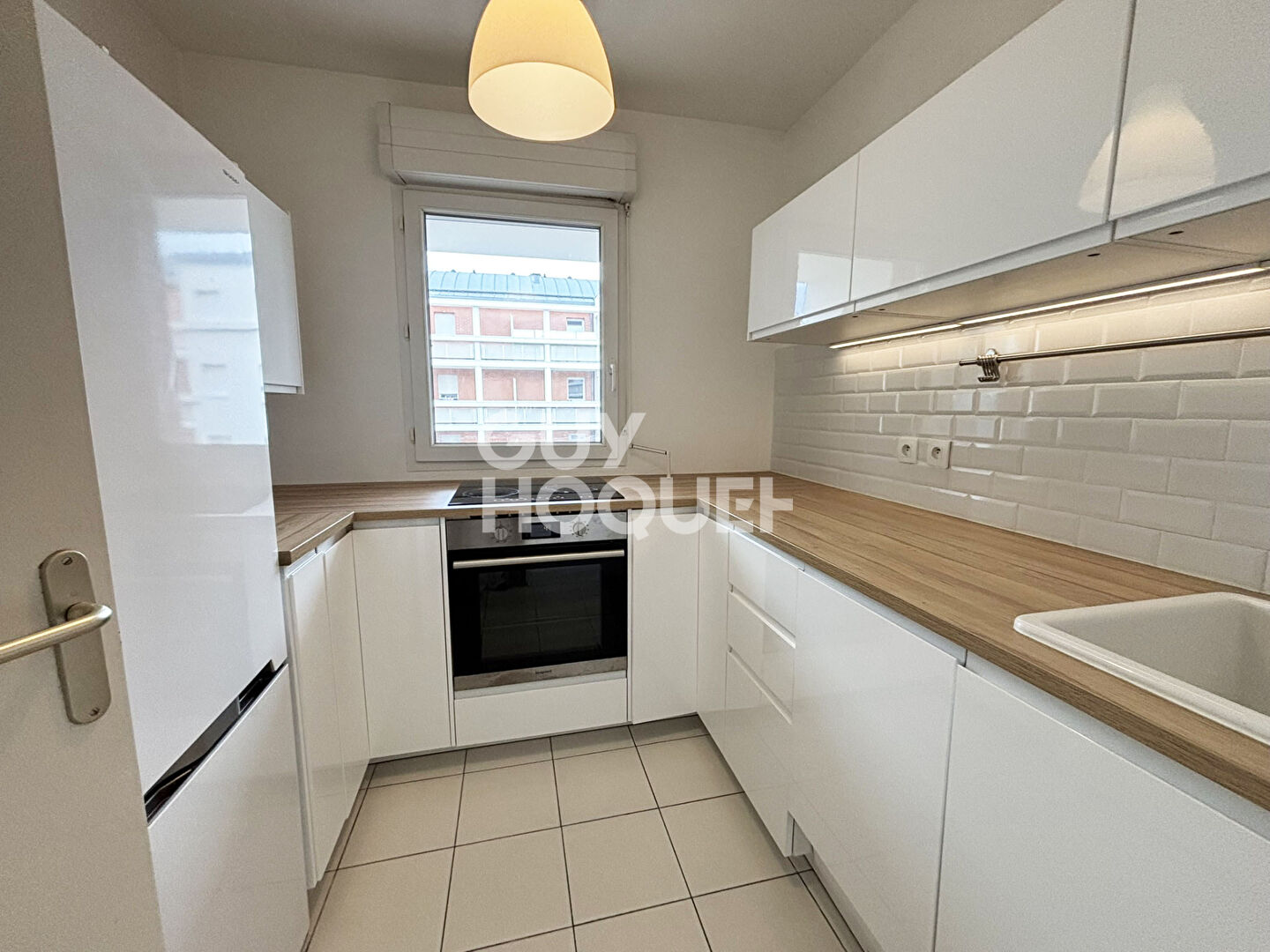 LOCATION d'un appartement T2 (44 m²) à TOURS