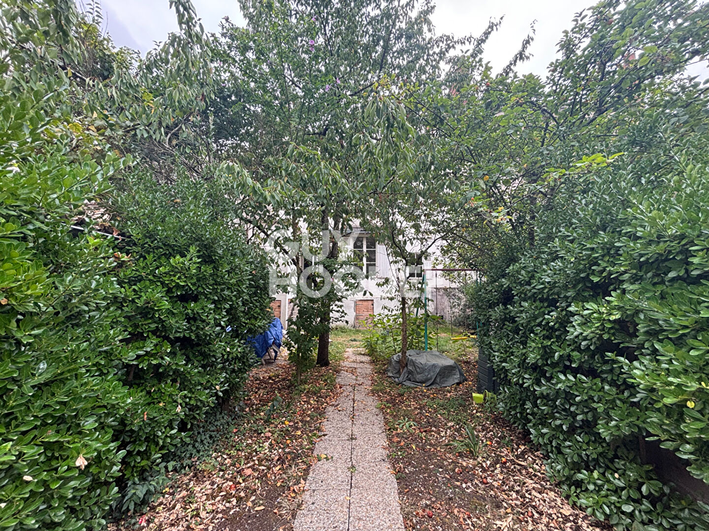 TOURS - BLANQUI - 9 PIECES -189m²