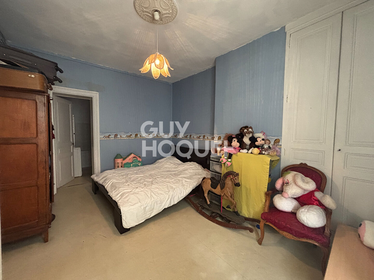 TOURS - BLANQUI - 9 PIECES -189m²