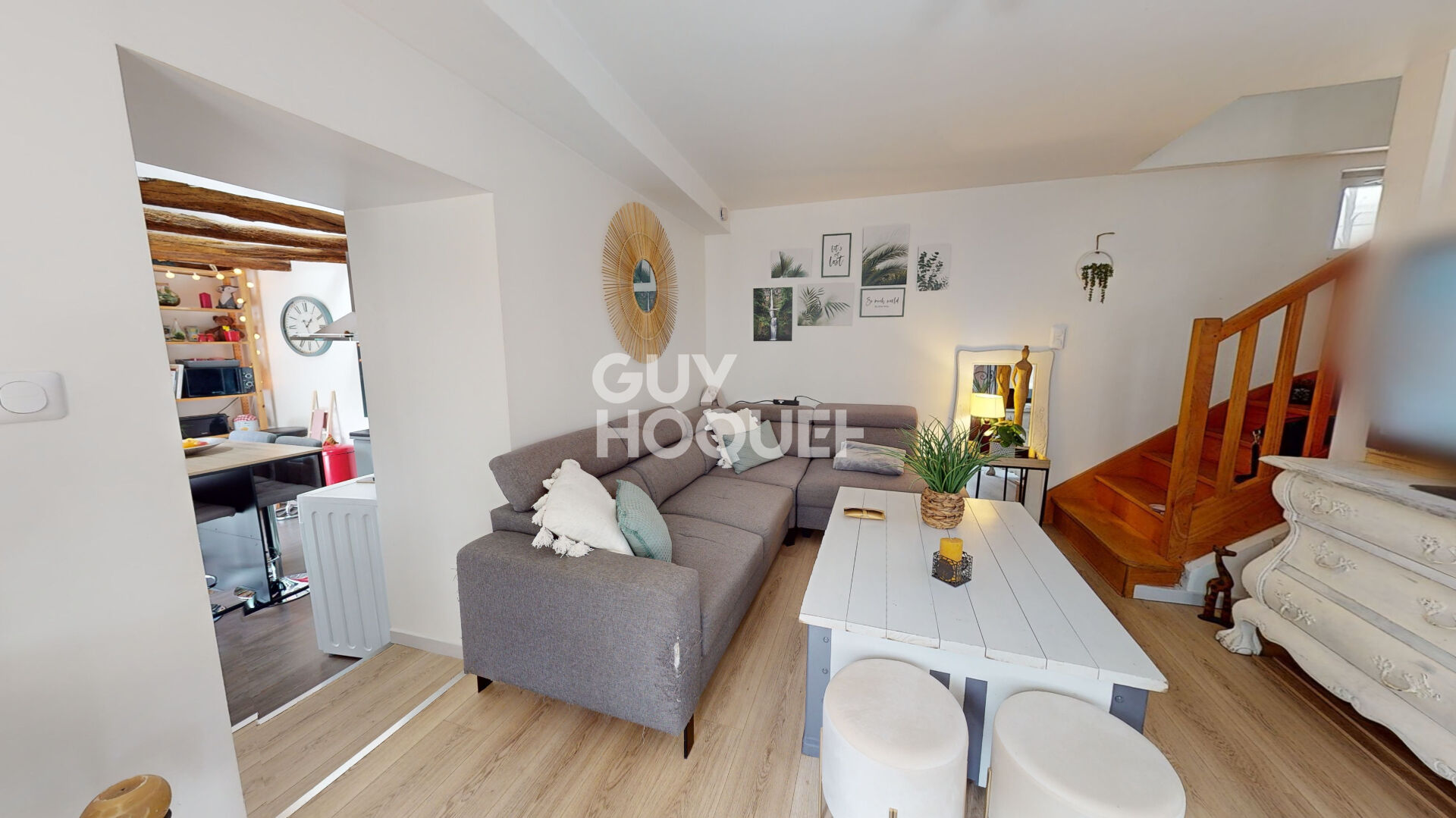 Maison Luynes 10 pièce(s) 232 m2