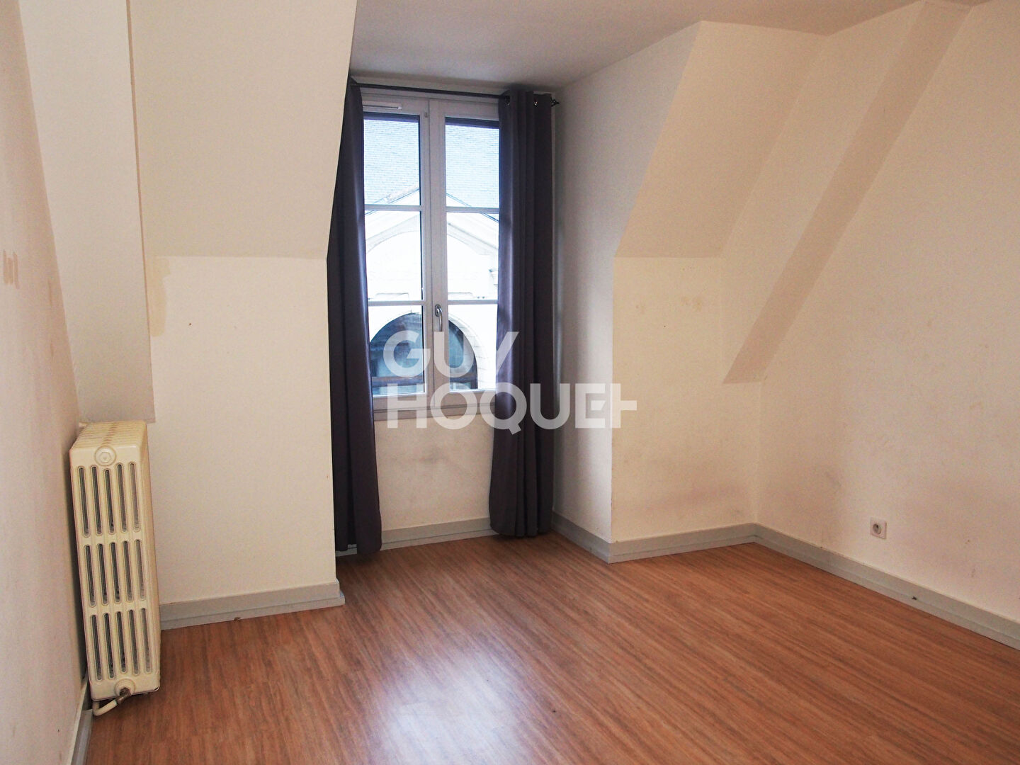 Maison Luynes 10 pièce(s) 232 m2
