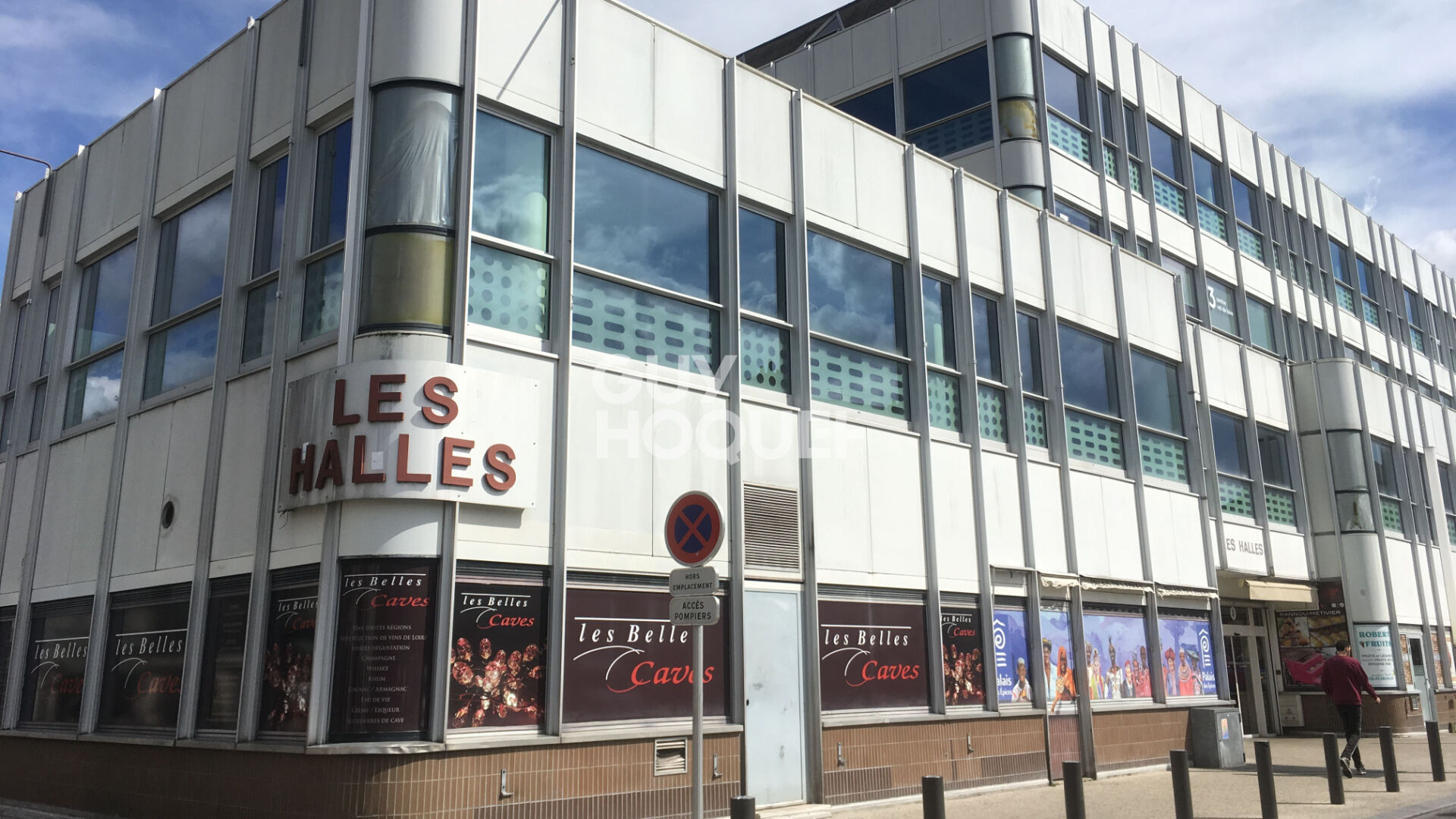 TOURS LES HALLES