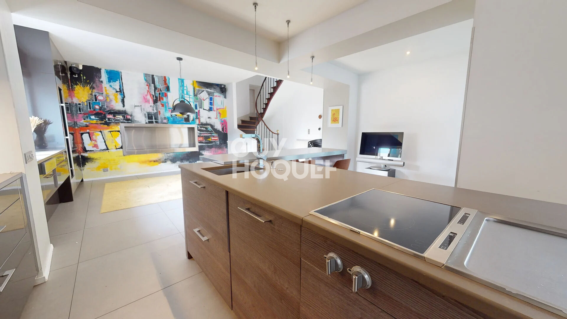 RARE AU COEUR DES HALLES