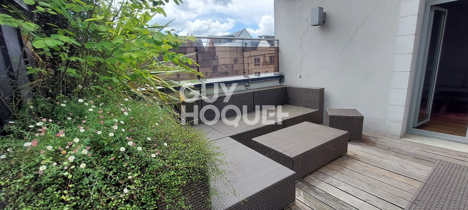 RARE AU COEUR DES HALLES