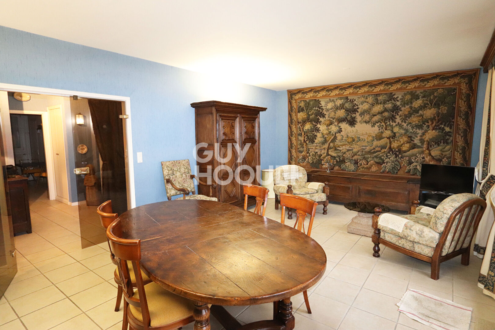 TOURS 5 MINUTES DES HALLES A PIED