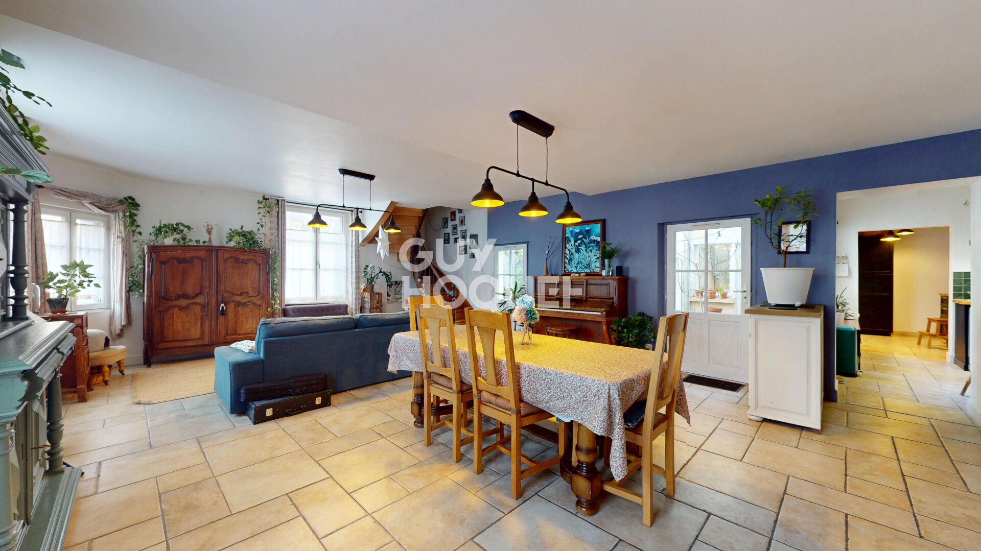 Maison spacieuse à vendre à Luynes - 6 chambres et jardin !