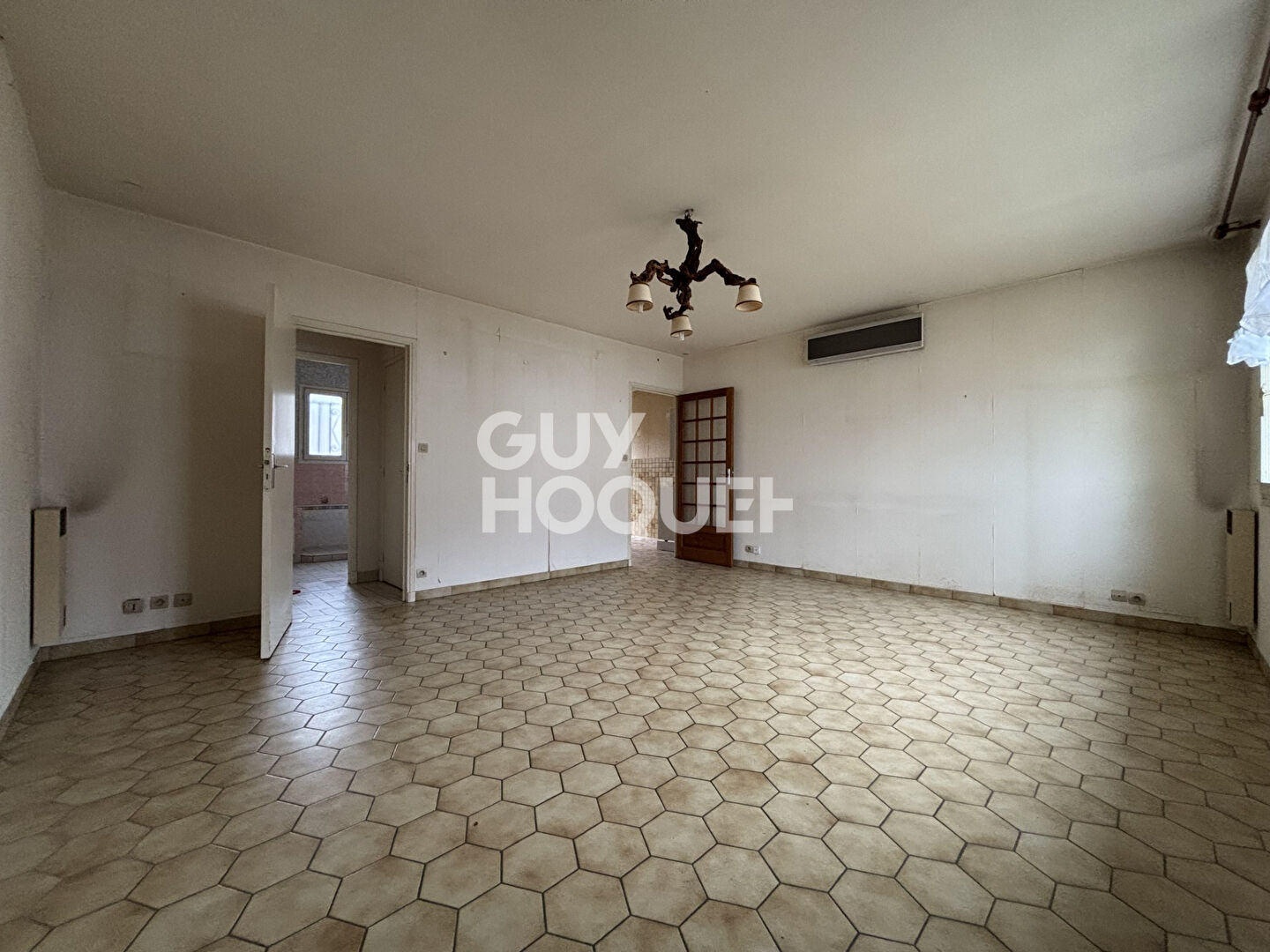 Maison PARCAY MESLAY - PROCHE COMMERCES