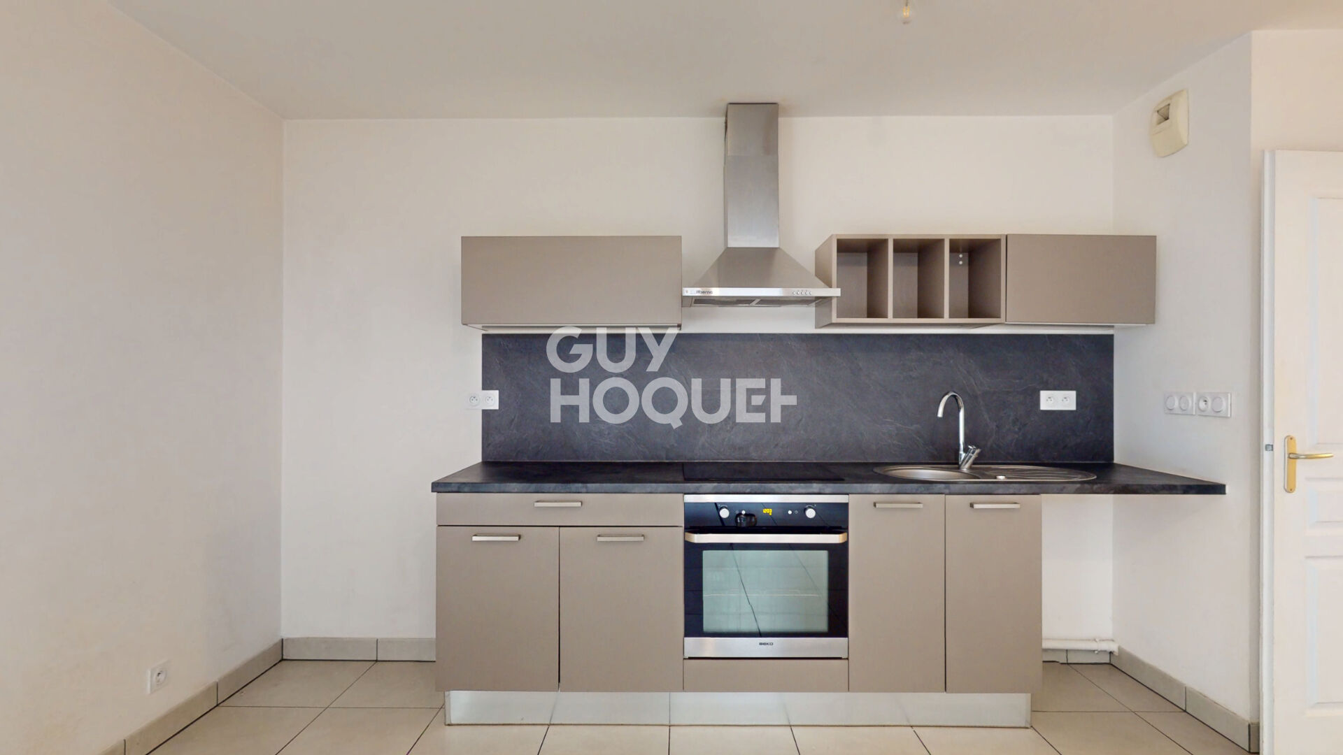 APPARTEMENT 3 PIECES - LIMITE ST CYR