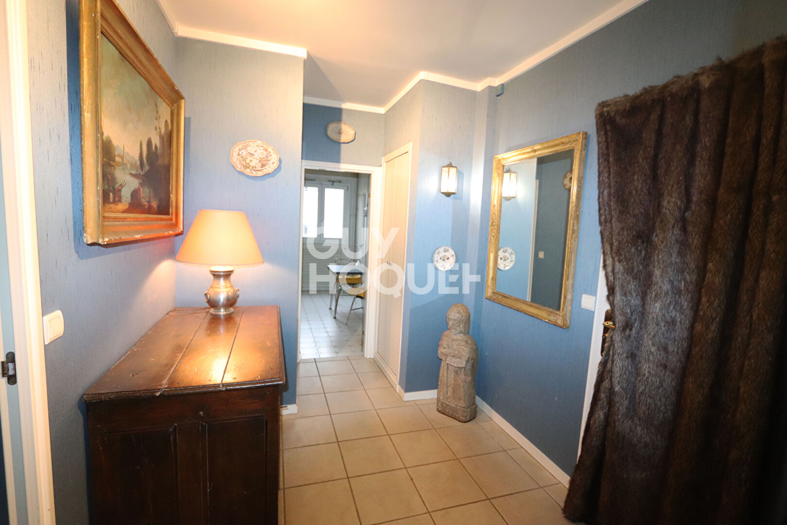 TOURS 5 MINUTES DES HALLES A PIED