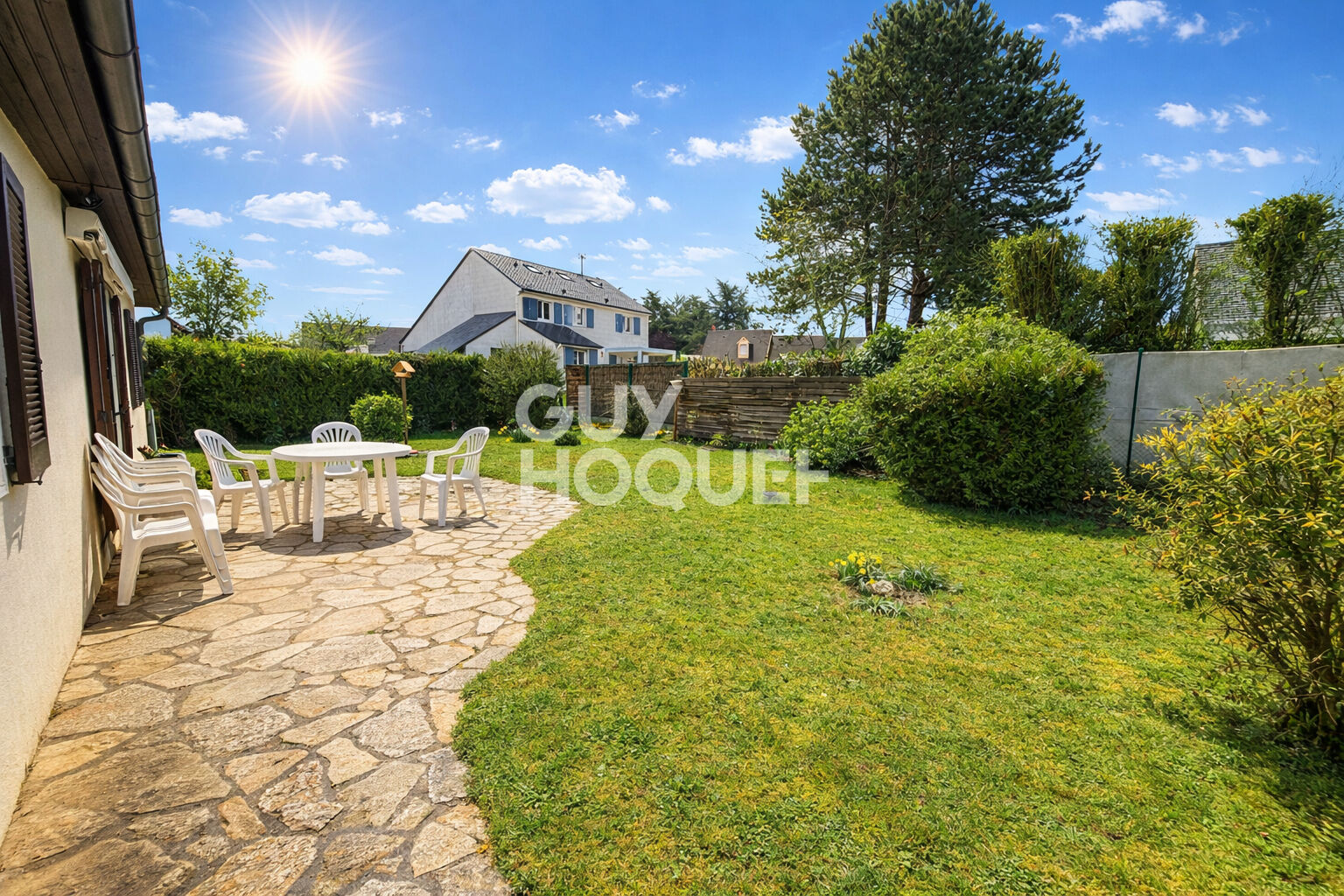 Maison - 110m² - MONTABZON - 3 CHAMBRES