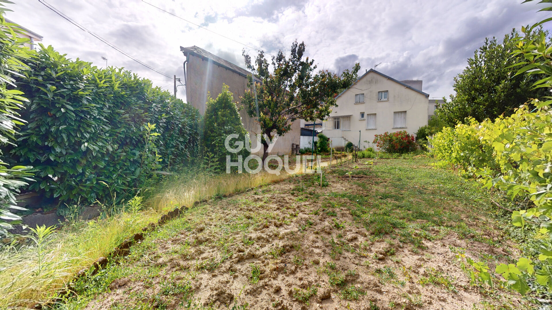 Maison Ancienne 1935 - 5 chambres et 410 m2 de Jardin - Quartier Maginot