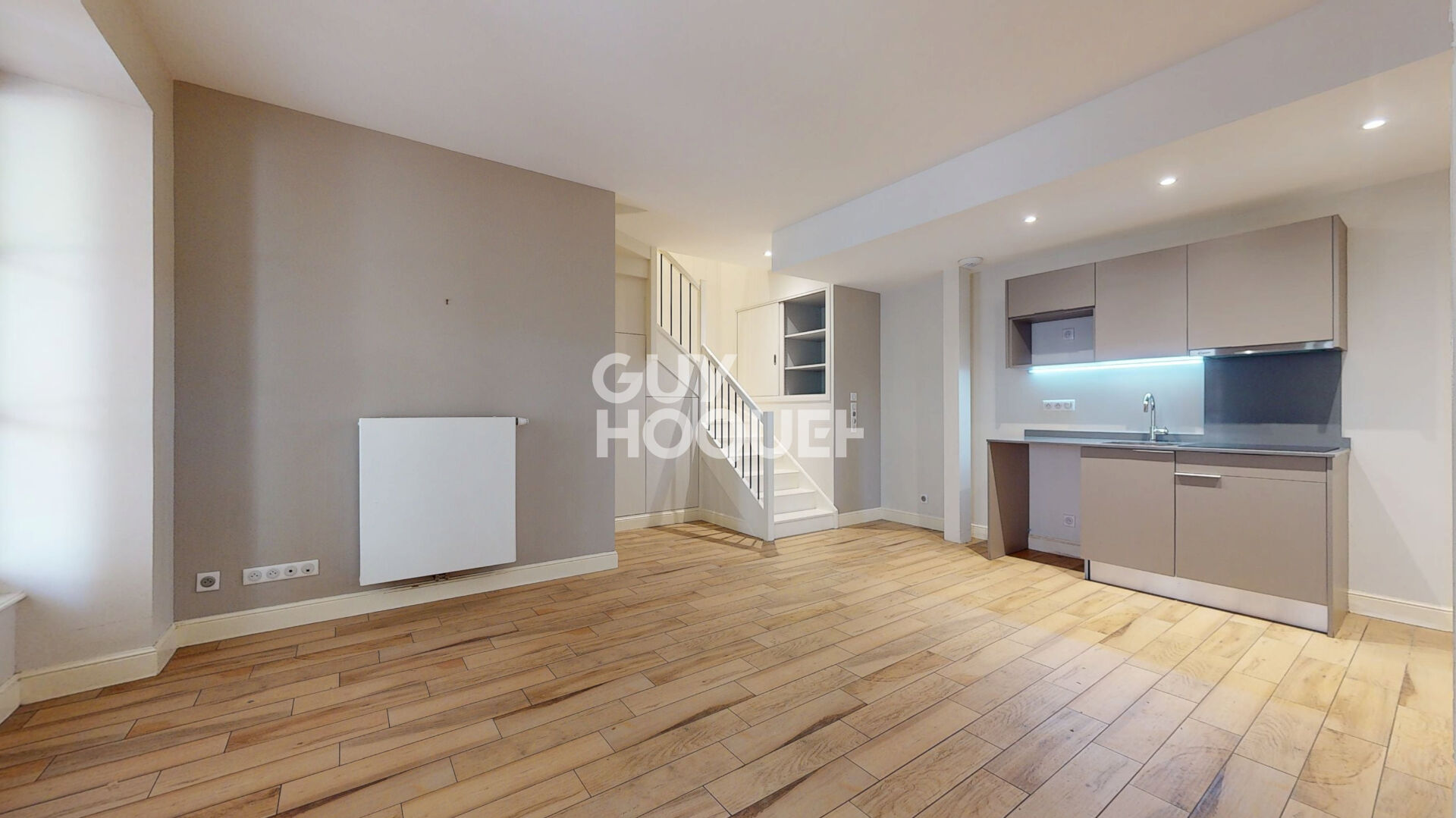 2 PIECES - DUPLEX - LES HALLES