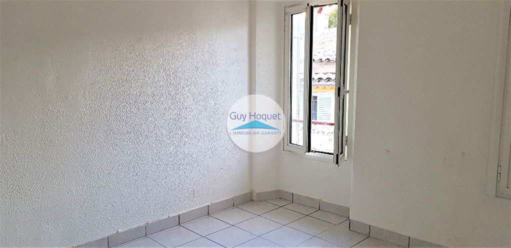 Location : appartement F2 (35 m²) à VALLAURIS