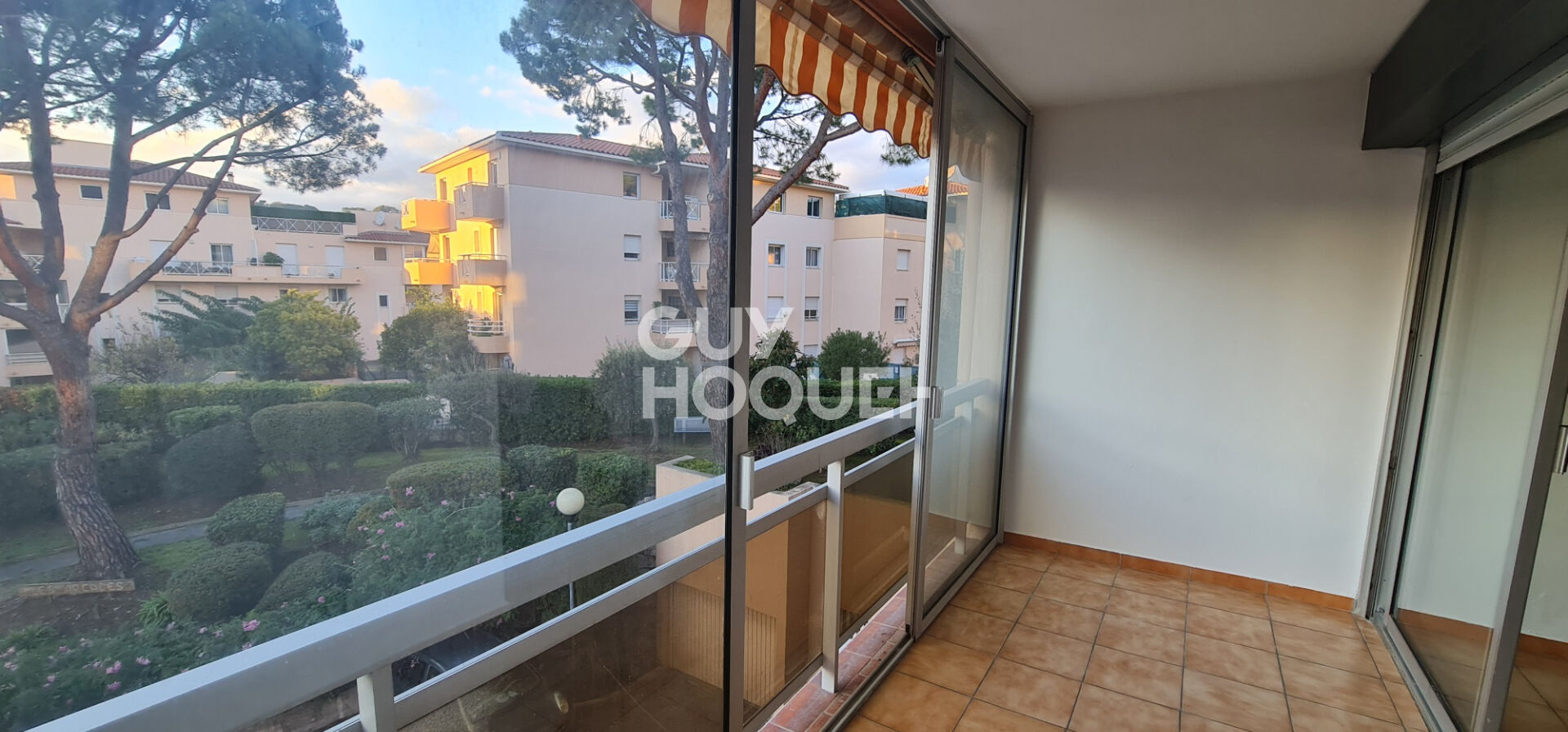 VENTE d'un appartement T1 (24 m²) à VALLAURIS