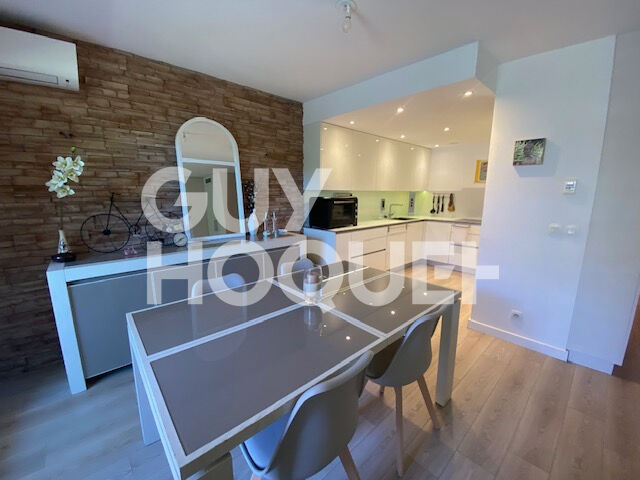 Appartement T3 (76 m²) à louer meublé à VALLAURIS