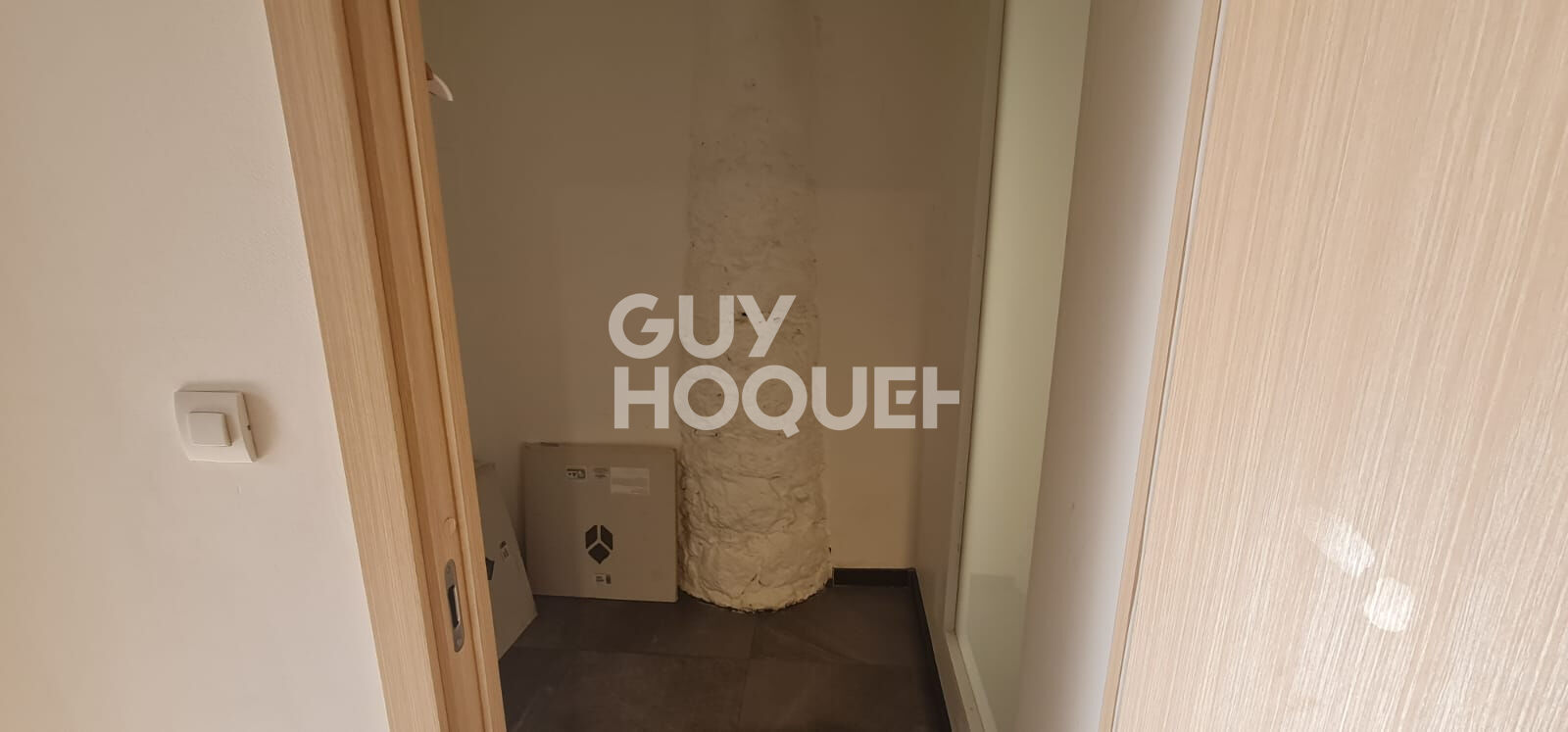 Grand local Polyvalent à Vallauris ? Opportunité à Saisir !