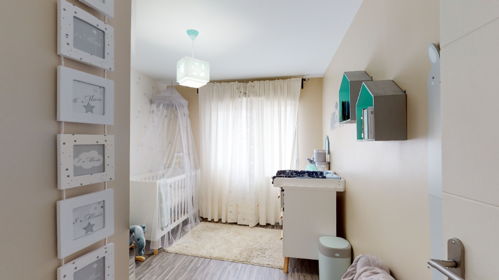 Magnifique appartement  T4 + jardin - Valleiry