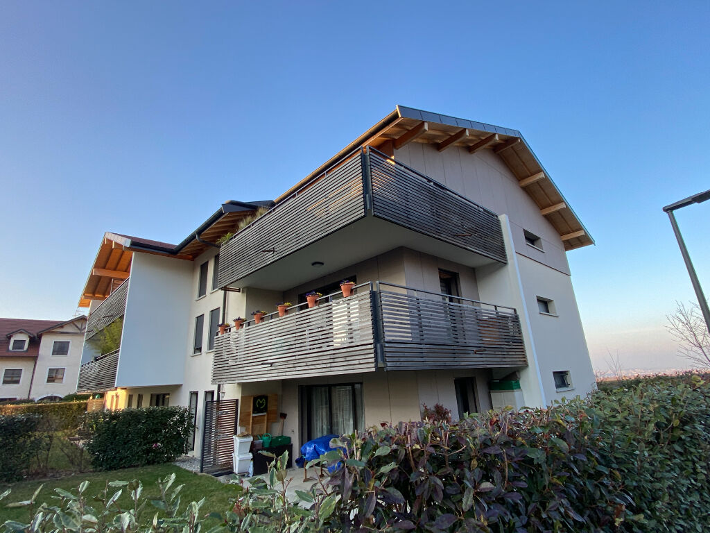 Appartement  meublé F4 en location à NEYDENS