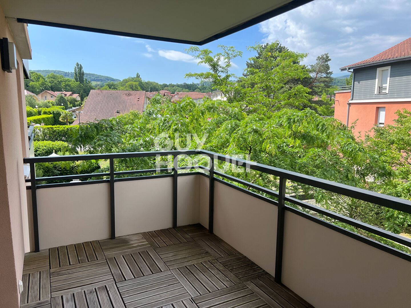 VALLEIRY : appartement F2 (44 m²) en location