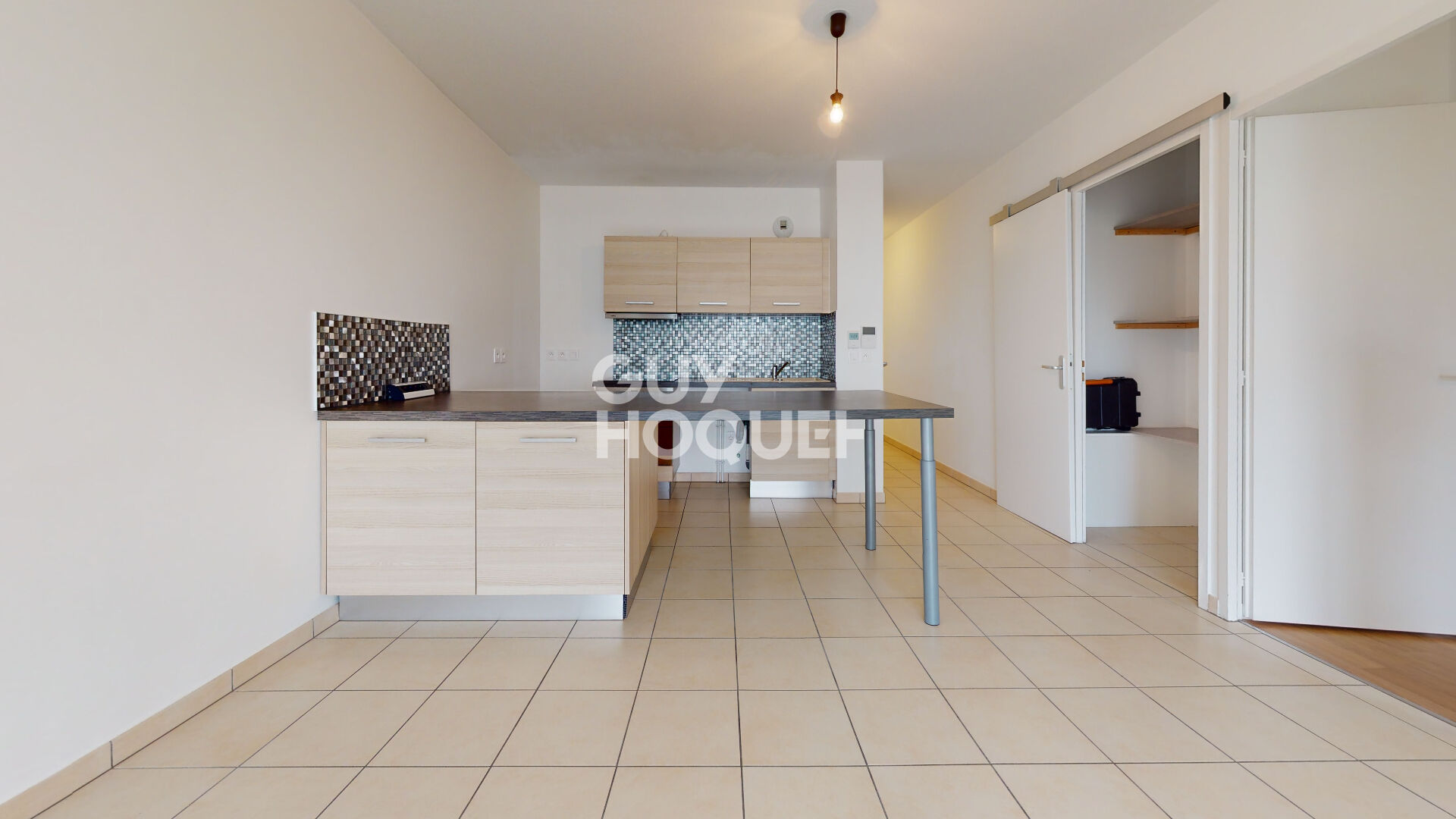 SUPERBE T 2  DE  49 m² à VIRY