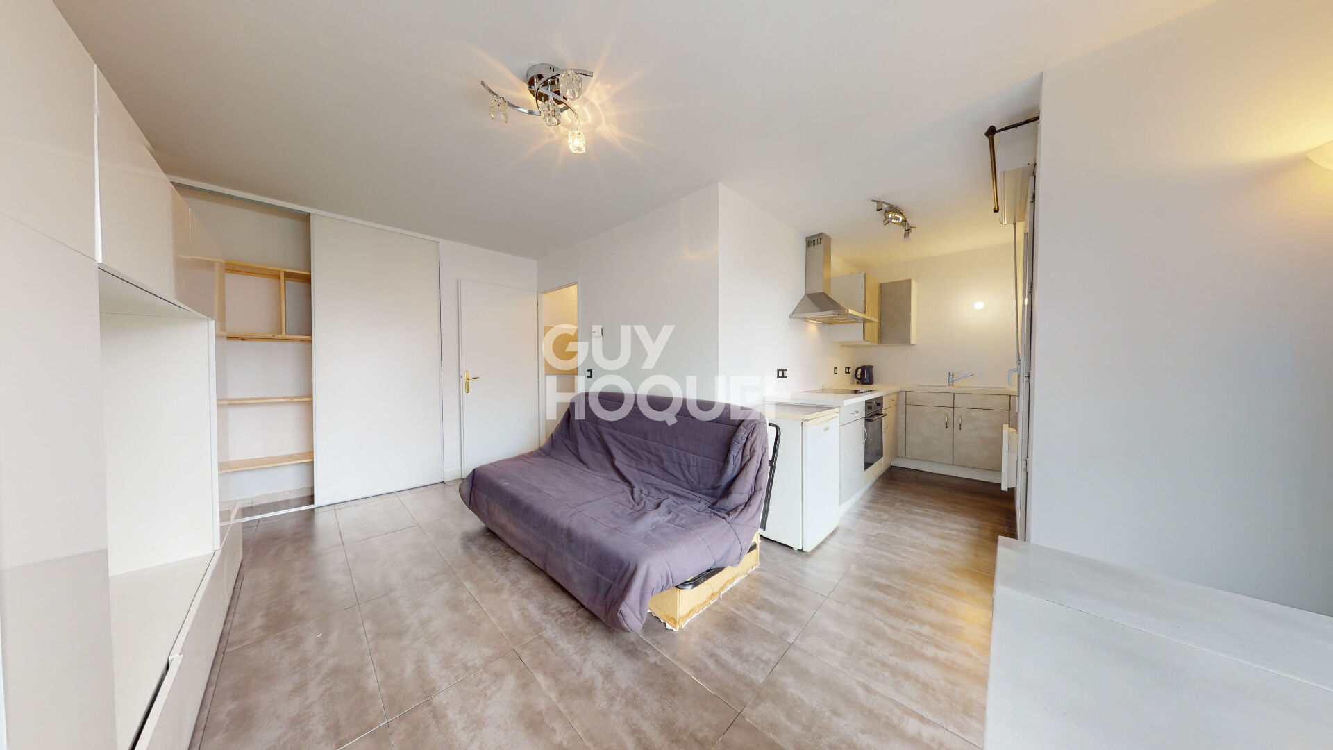 Studio en hyper centre.