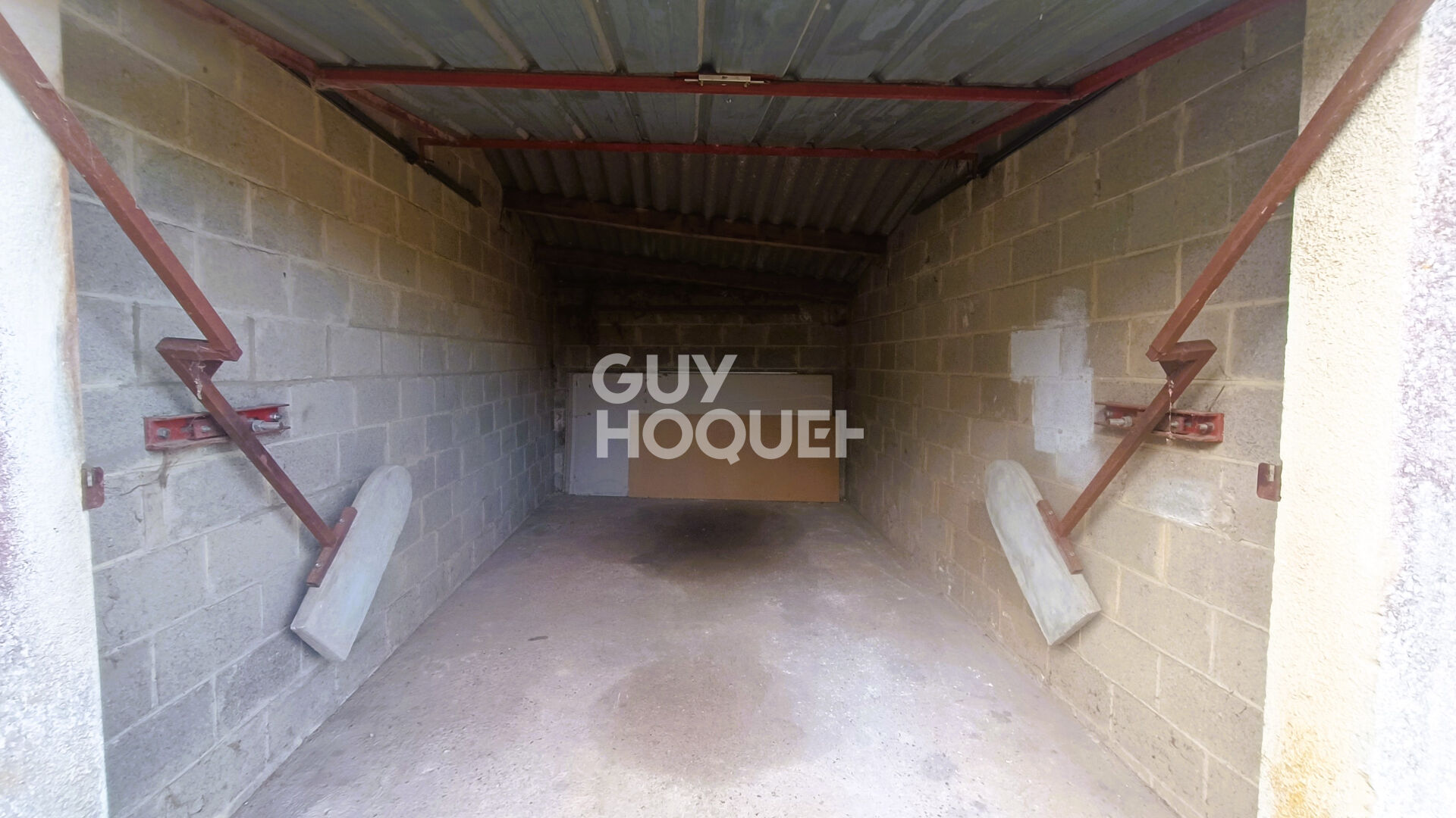 Garage / Box CENTRE RUGLES