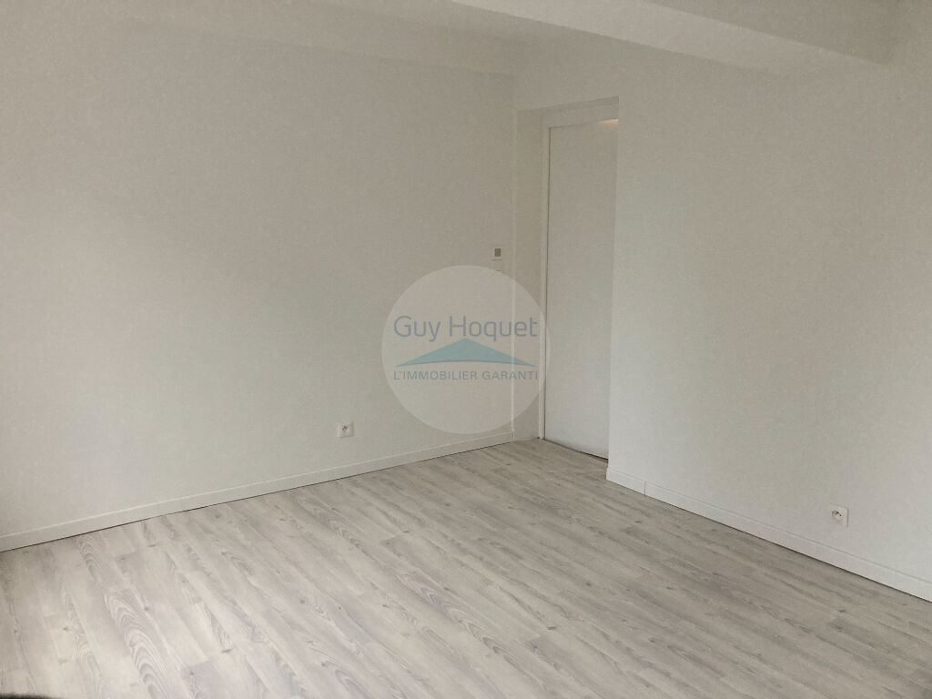 CENTRE VILLE VERNEUIL - Appartement T2 très lumineux