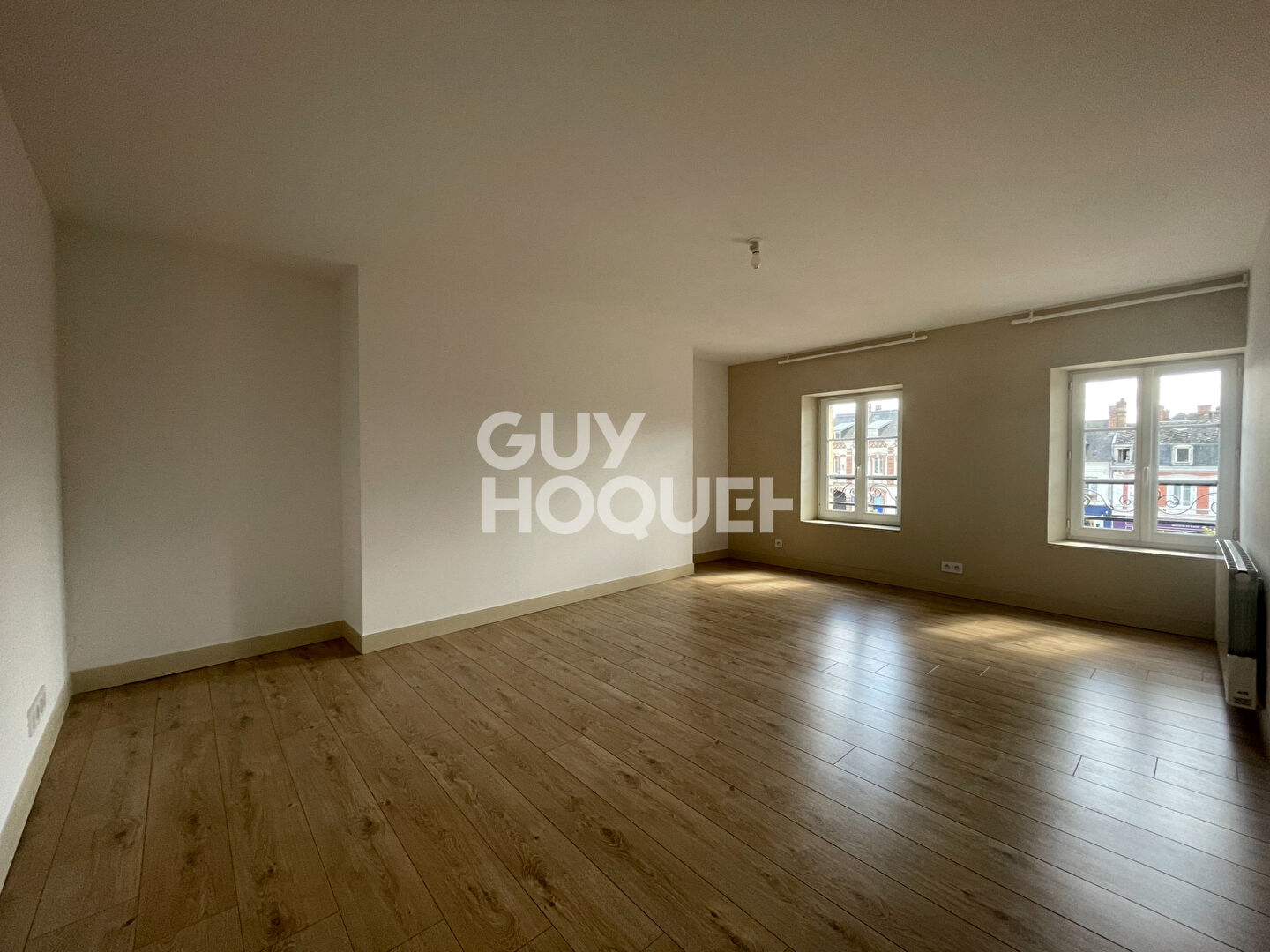 Hyper centre de VERNEUIL - Appartement 2 chambres 75m²